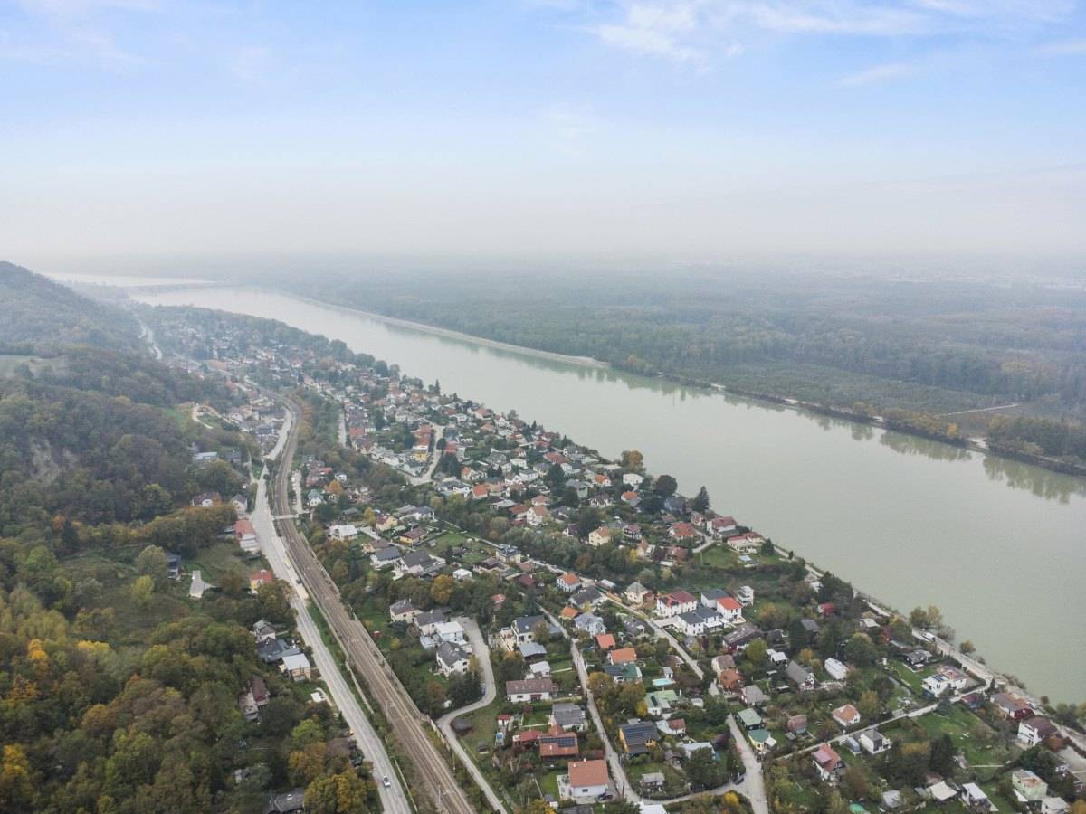 ++ Idyllisches ANWESEN an der DONAU – Ein einzigartiges JUWEL ++
