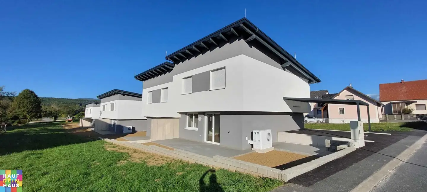 Moderne Doppelhaushälfte in Neustift