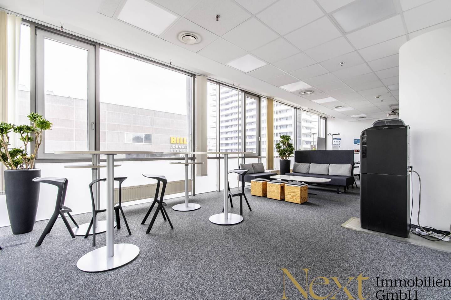 Bright and modern office space in City Tower II in Linz for rent