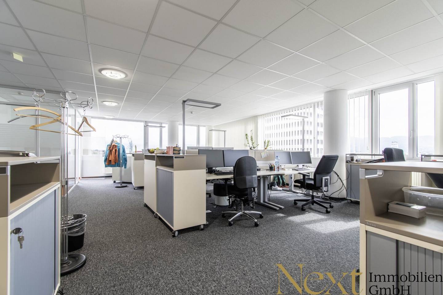 Bright and modern office space in City Tower II in Linz for rent