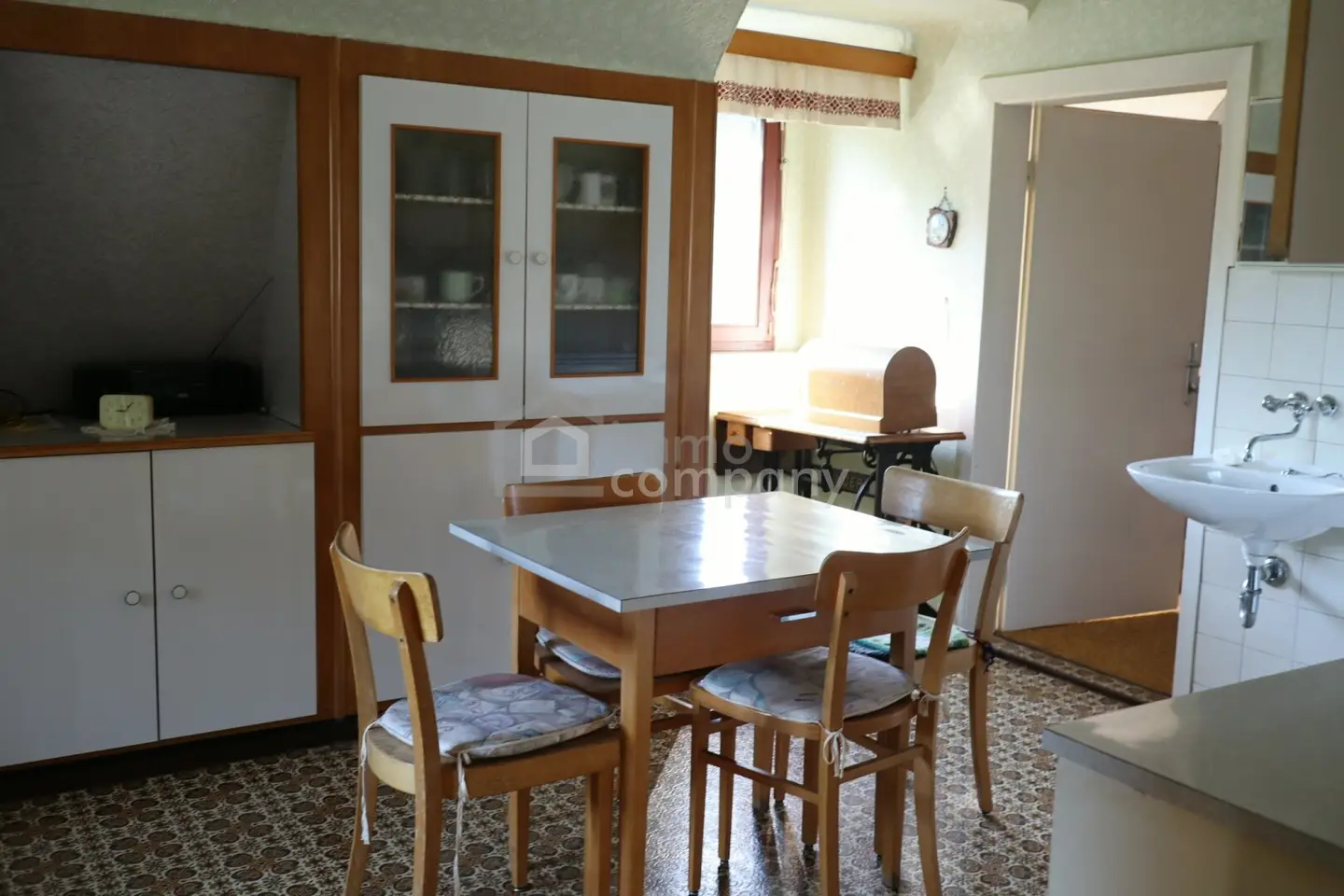 Spacious single-family house in Sankt Jakob im Walde 200 m² | 8 rooms | € 170.000.--