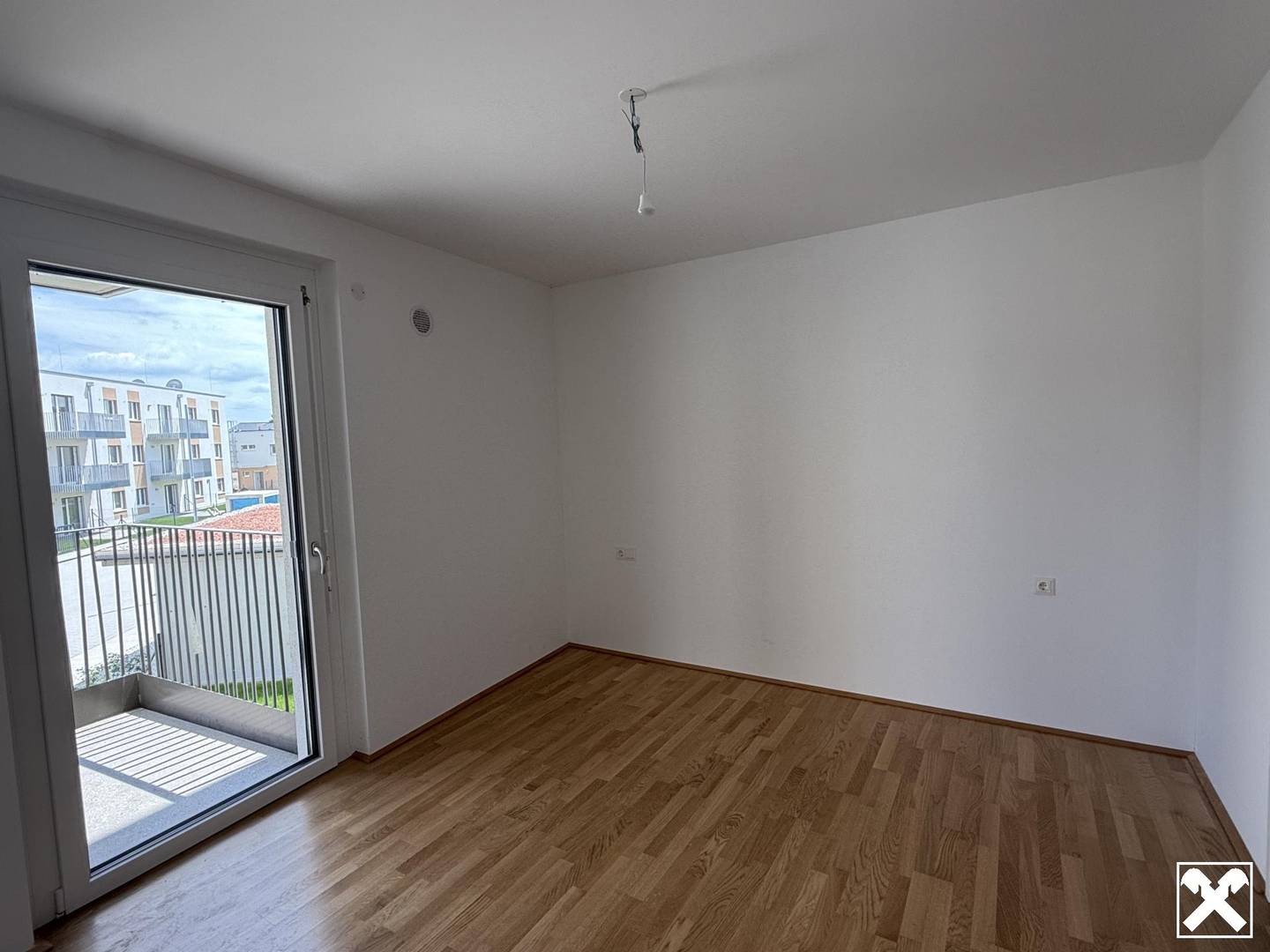Apartment in Green Quarter balcony underground parking