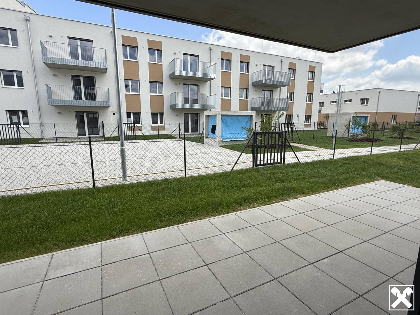 Ground floor apartment with a generous private garden and terrace including underground parking