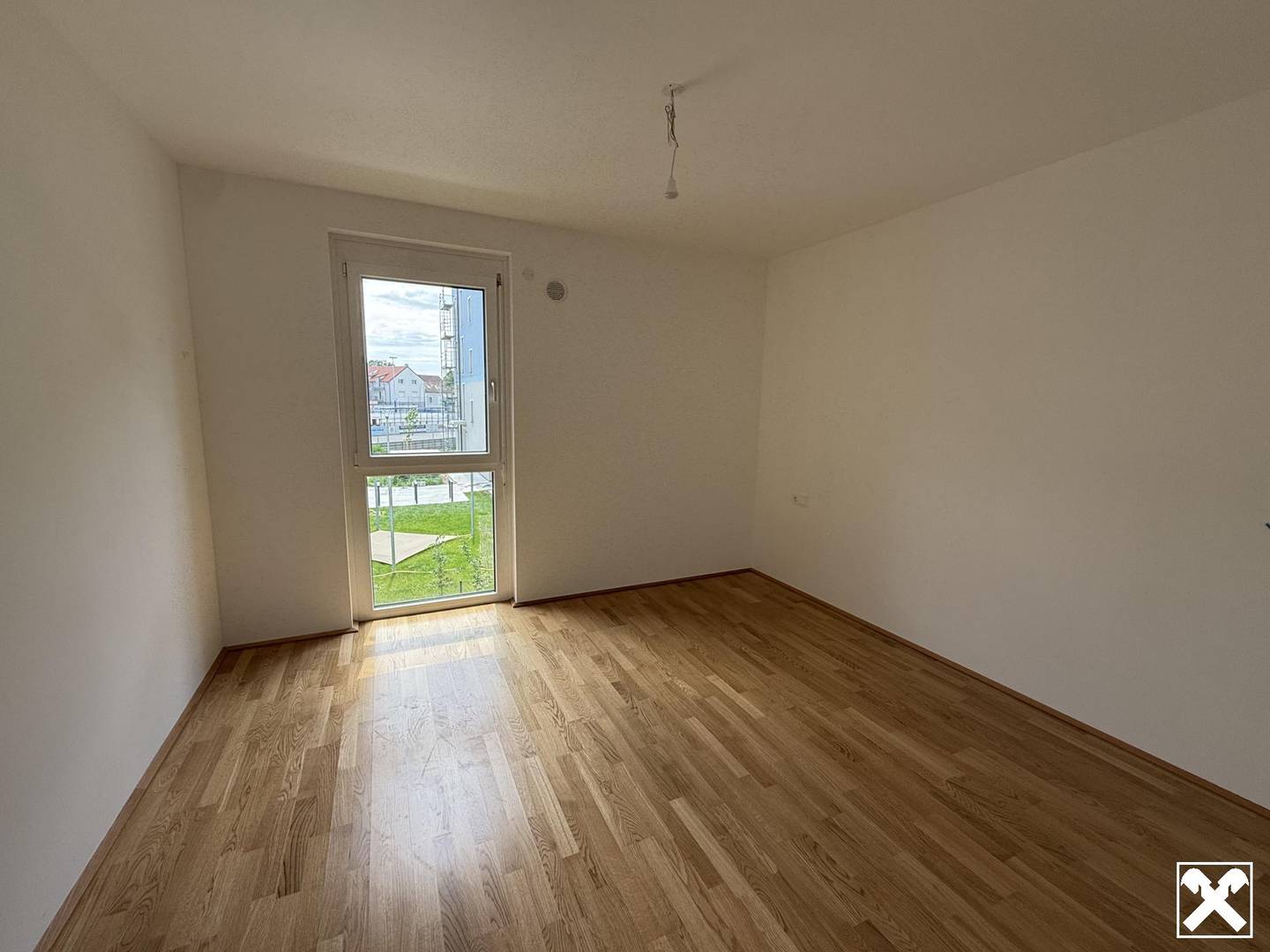 Two room home with balcony and underground parking