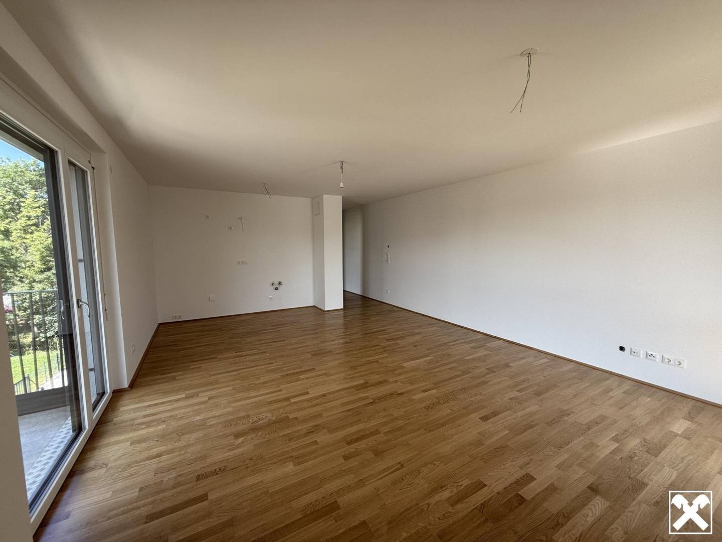 Two room apartment with balcony and underground parking