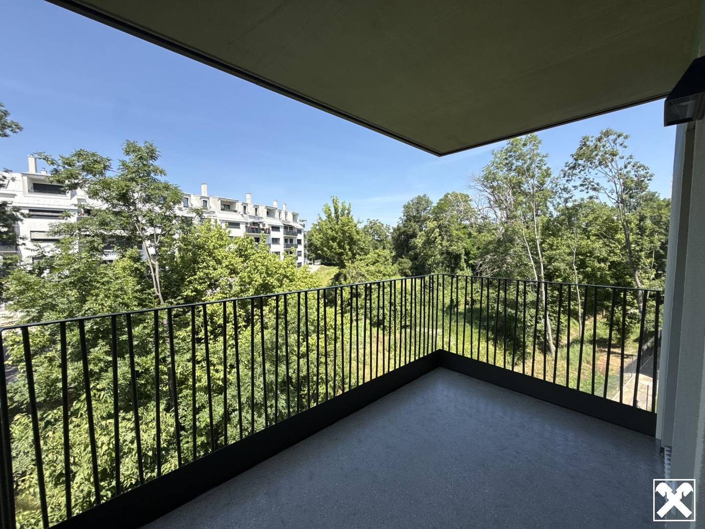 Modern Apartment Balcony Underground Parking