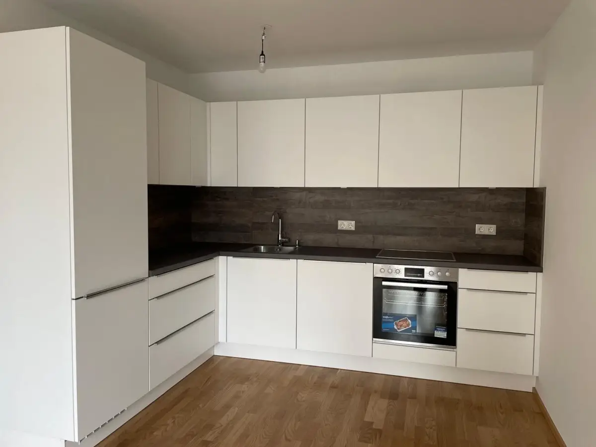 New Build Apartment with Terrace