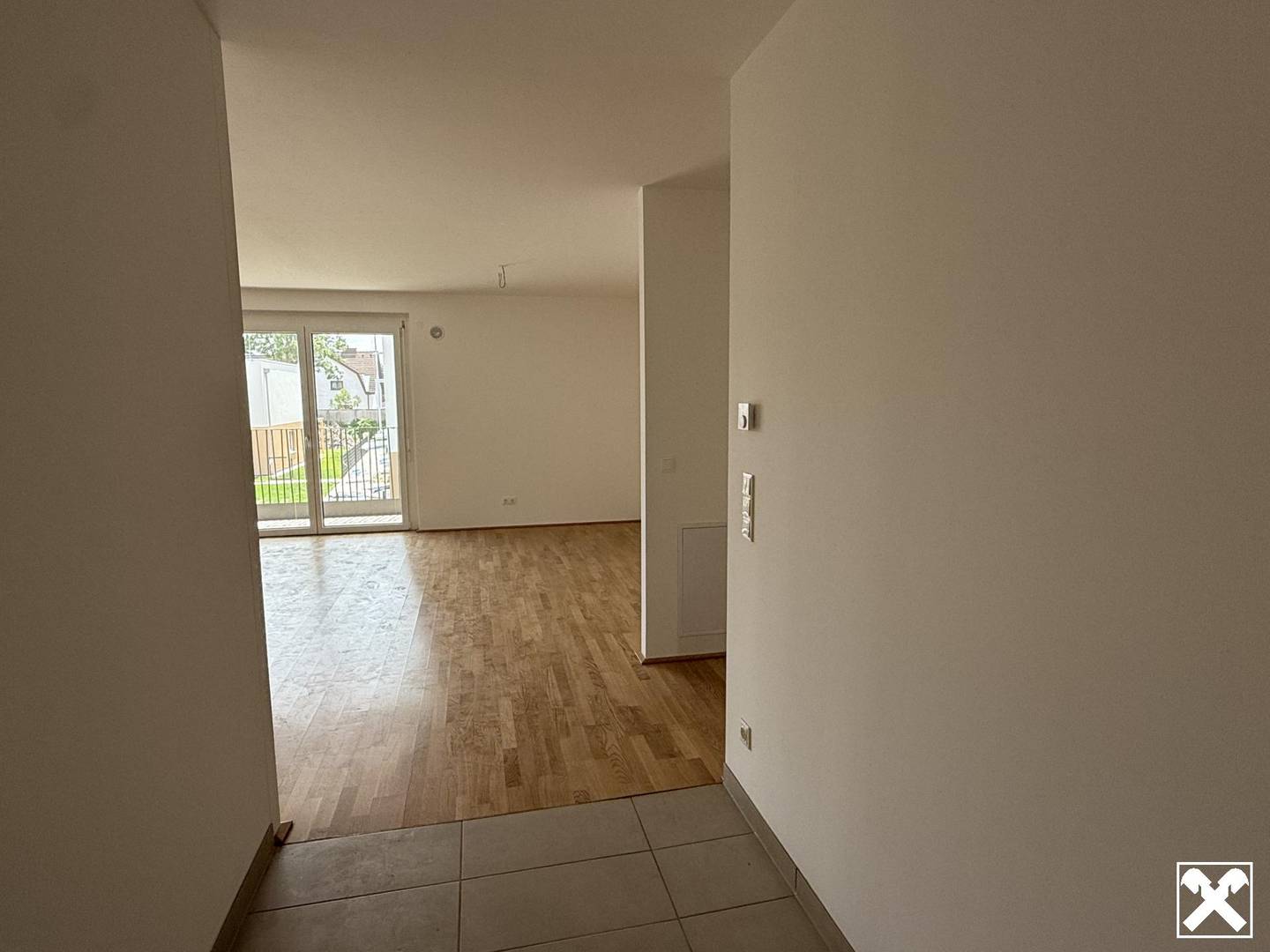 Modern apartment with balcony and parking