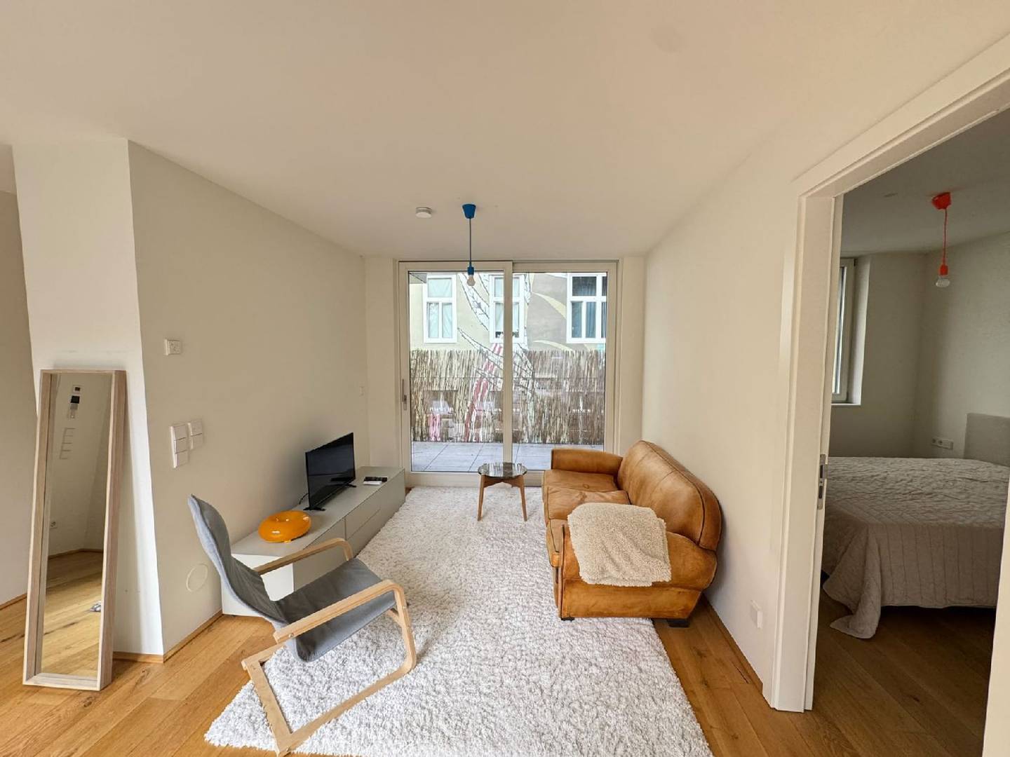 Moderne Dachgeschosswohnung in Trendviertel