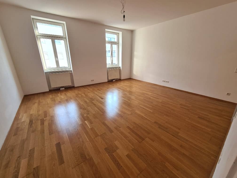 Apartment near Matzleinsdorfer Platz with elevator
