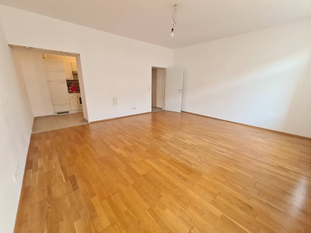 Apartment near Matzleinsdorfer Platz with elevator