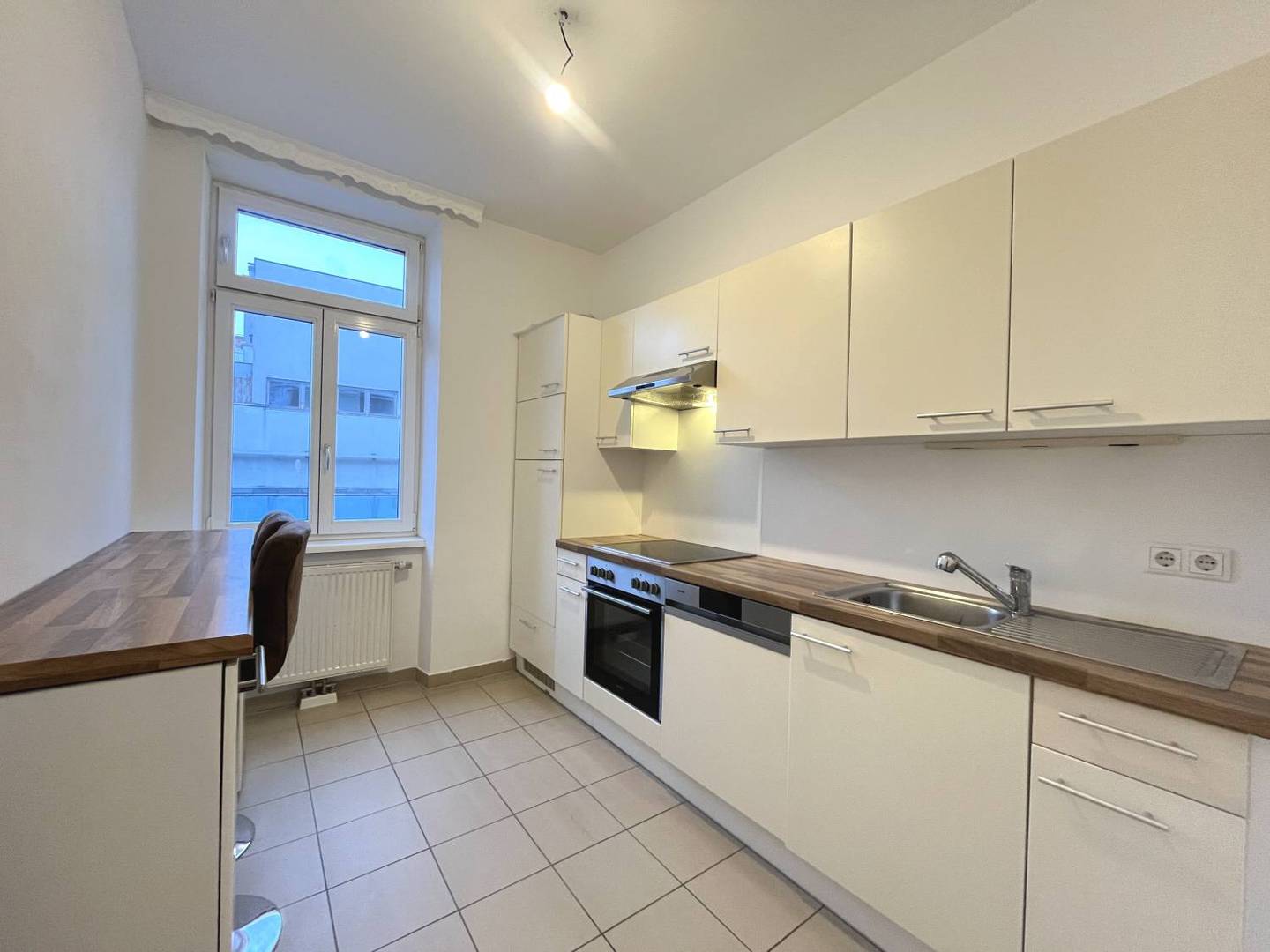 Bright apartment near Matzleinsdorfer Platz