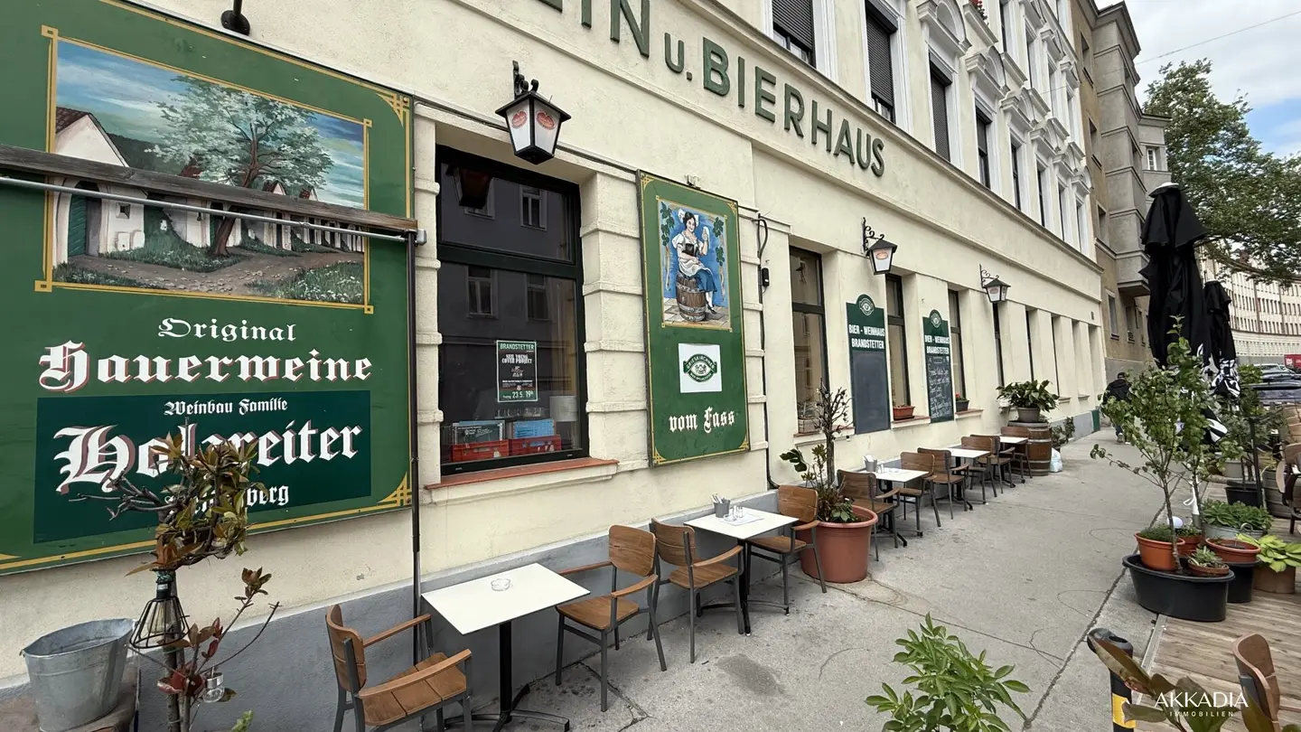 At planned U5 Station – Traditional gastronomy property with historic flair