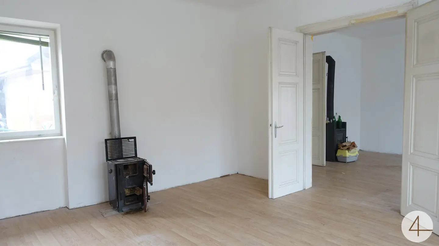 Sanierungsbedürftiges Einfamilienhaus in Haugsdorf, 90 m² Wohnfläche
