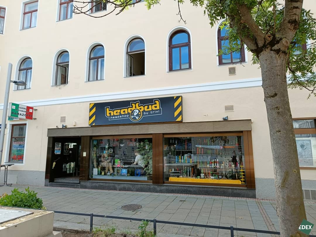 Commercial Space with Yield Right at Meiselmarkt