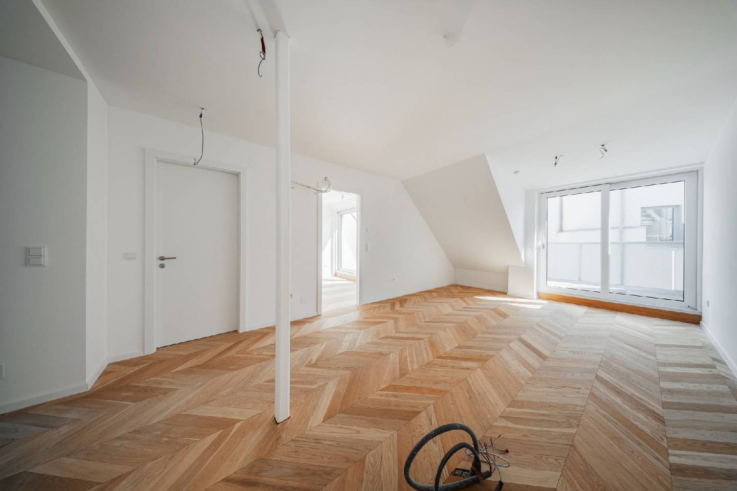 Dachgeschosswohnung mit zwei Terrassen