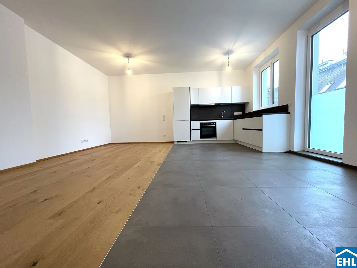 Apartment near Naschmarkt modernized attic