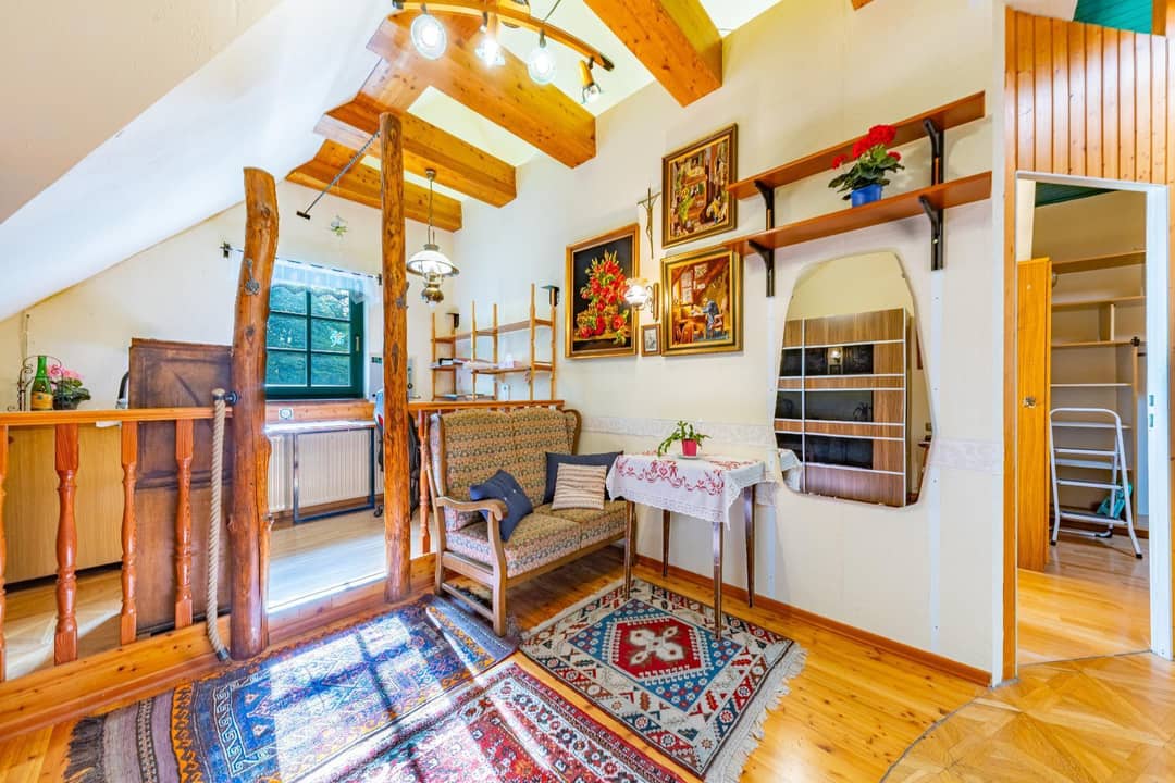 Wohnung mit Dachterrasse und Weinkeller