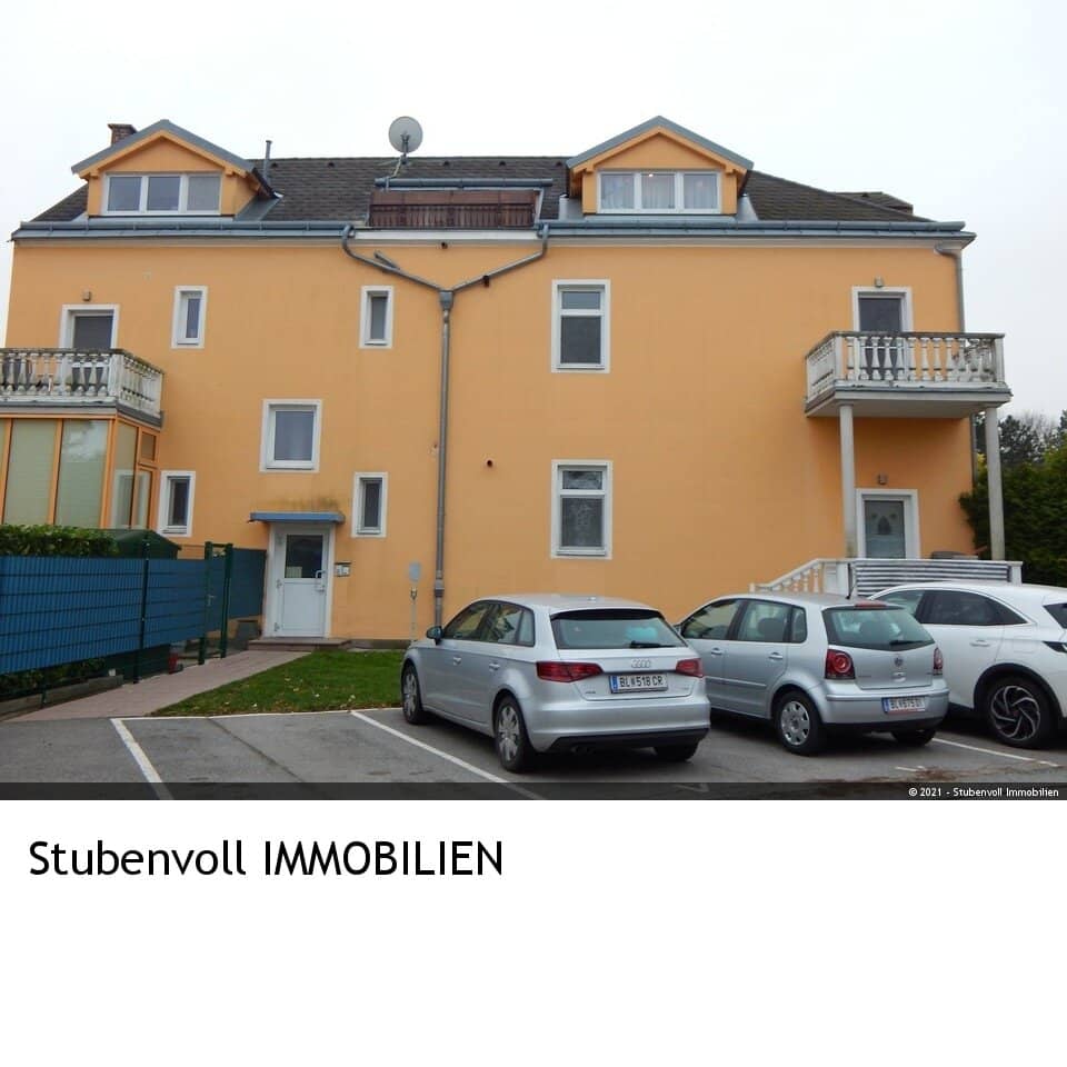 Bright apartment with balcony and parking space