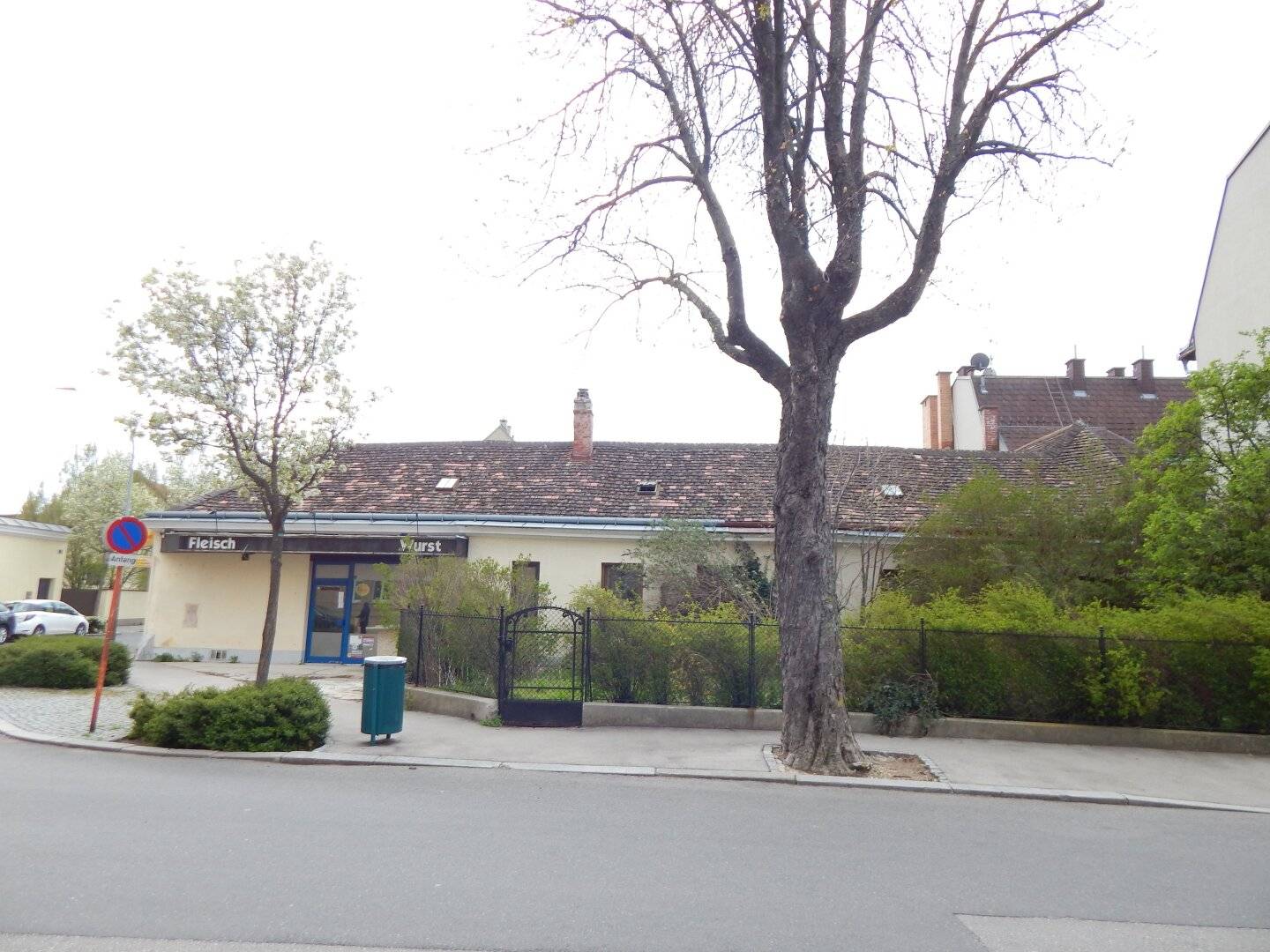 Dream building plot with building permit in Baden, 8 apartments with gardens or terraces