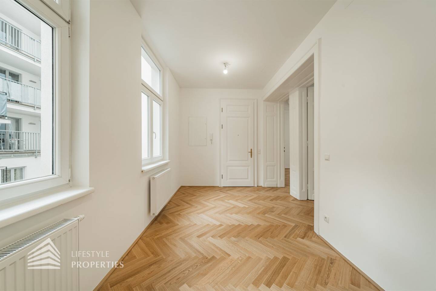 Spacious five room office near Schottentor