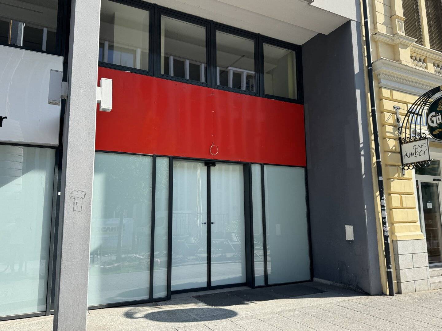 Large commercial space in a good location in Linz! View now! INQUIRIES NOW!