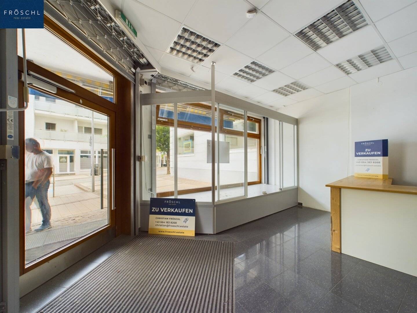 RENT - Retail, Office or Practice Top 2 City Location Feldkirchen in der WÖRTHERSEE REGION? I will remove the question mark to be safe and maintain accuracy.