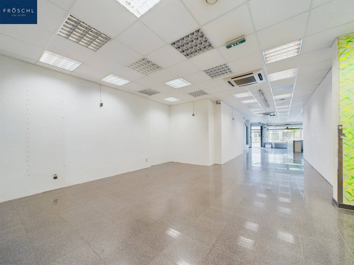 RENT - Retail, Office or Practice Top 2 City Location Feldkirchen in der WÖRTHERSEE REGION? I will remove the question mark to be safe and maintain accuracy.
