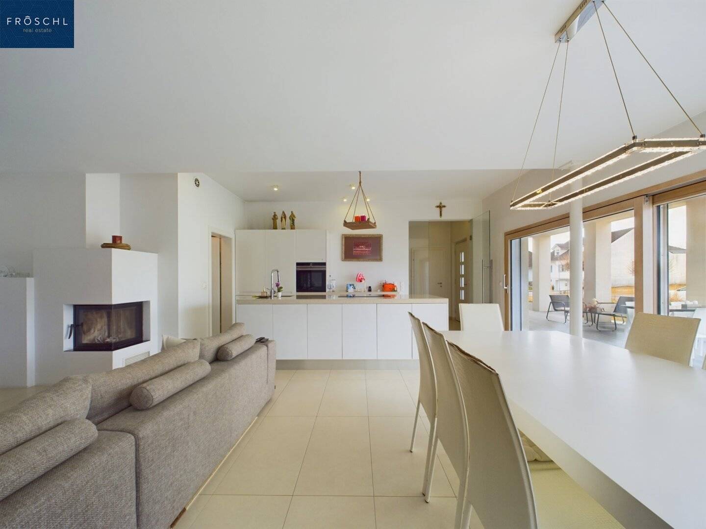 Einfamilienhaus in Stinatz, Ortszentrum, 164 m² Wohnfläche, 5 Zimmer