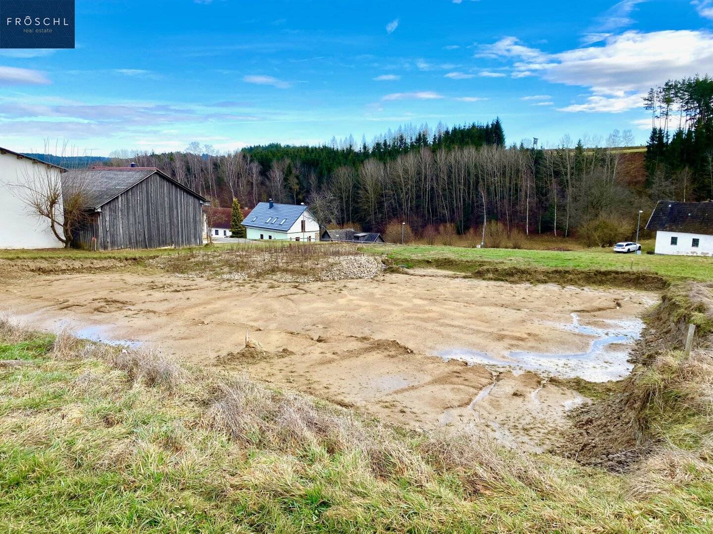 Special building plot in Uttissenbach near Zwettl - 4,519 m² plot area in the green surroundings