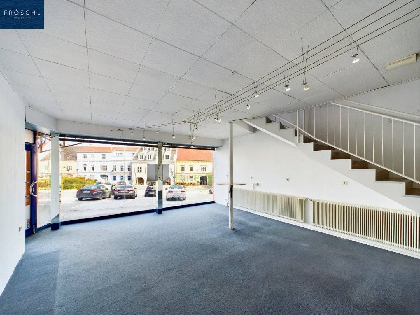 RENT your office, sales or practice space at Hauptplatz in Waidhofen a.d. Thaya? Actually we need no question mark. But I'll fix to: RENT your office, sales or practice space at Hauptplatz in Waidhofen a.d. Thaya