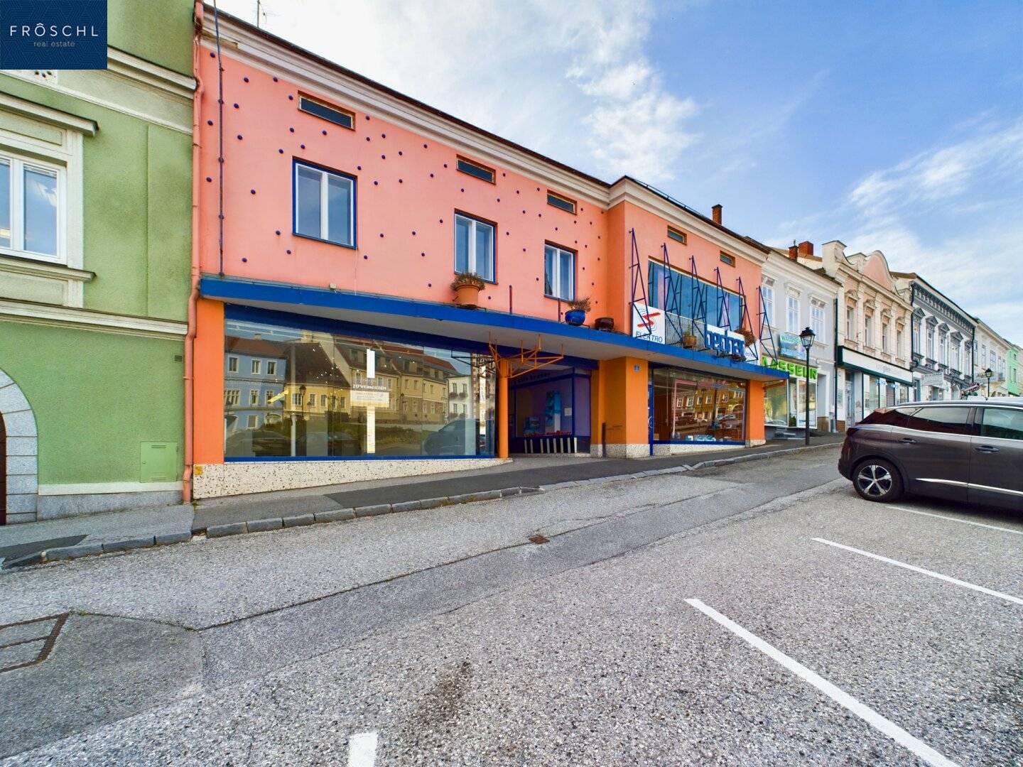 RENT your office, sales or practice space at Hauptplatz in Waidhofen a.d. Thaya? Actually we need no question mark. But I'll fix to: RENT your office, sales or practice space at Hauptplatz in Waidhofen a.d. Thaya