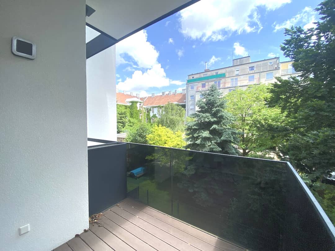 Wohnung Erstbezug Altbau Balkon nahe Aupark