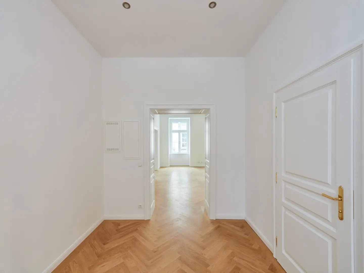 Wohnen im Gründerzeitjuwel - Nähe Votivpark - wunderschön sanierte 5-Zimmer-Altbauwohnung
