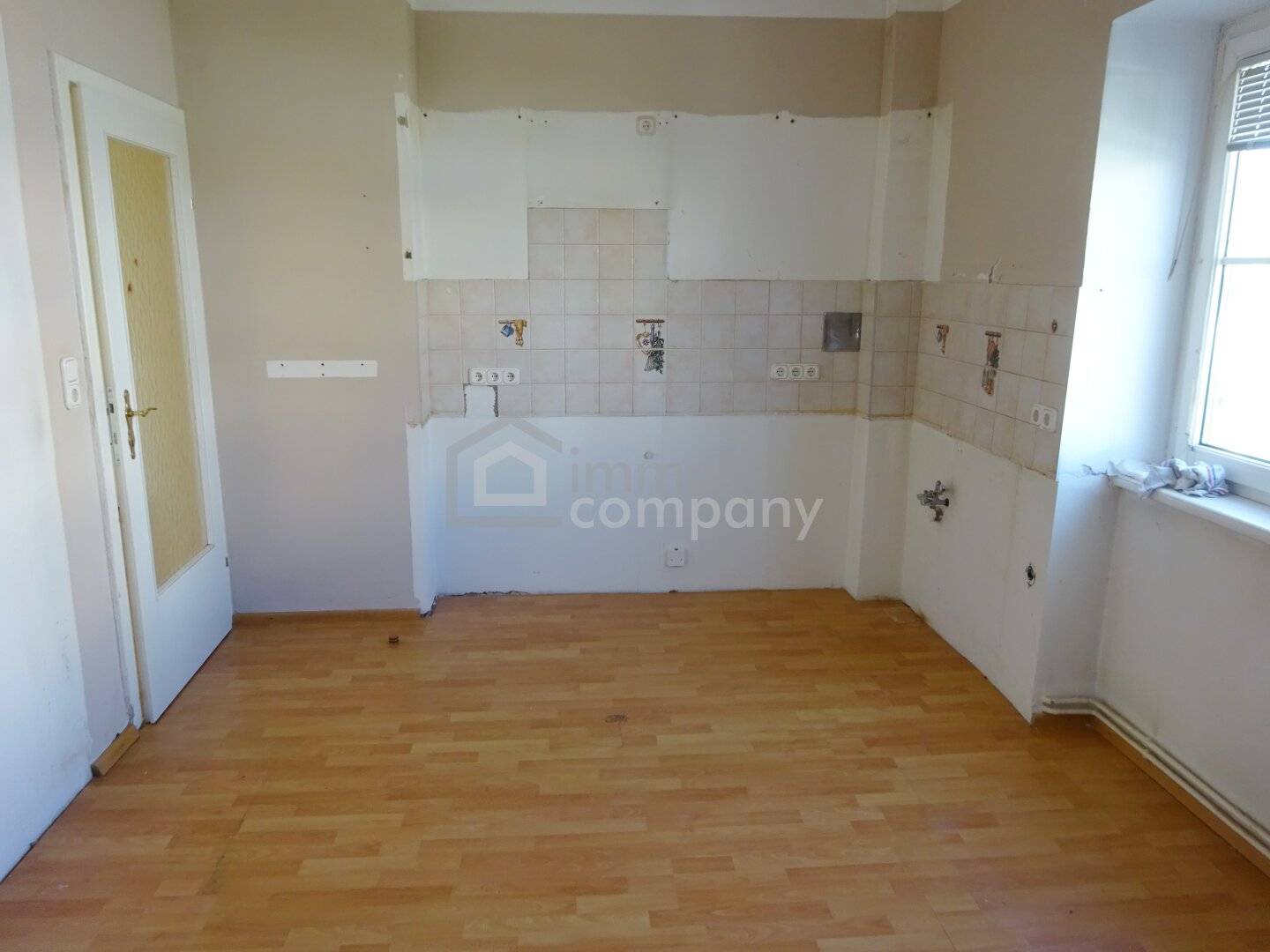 Wohnung mit Wohnküche zwei Zimmer ruhige Lage