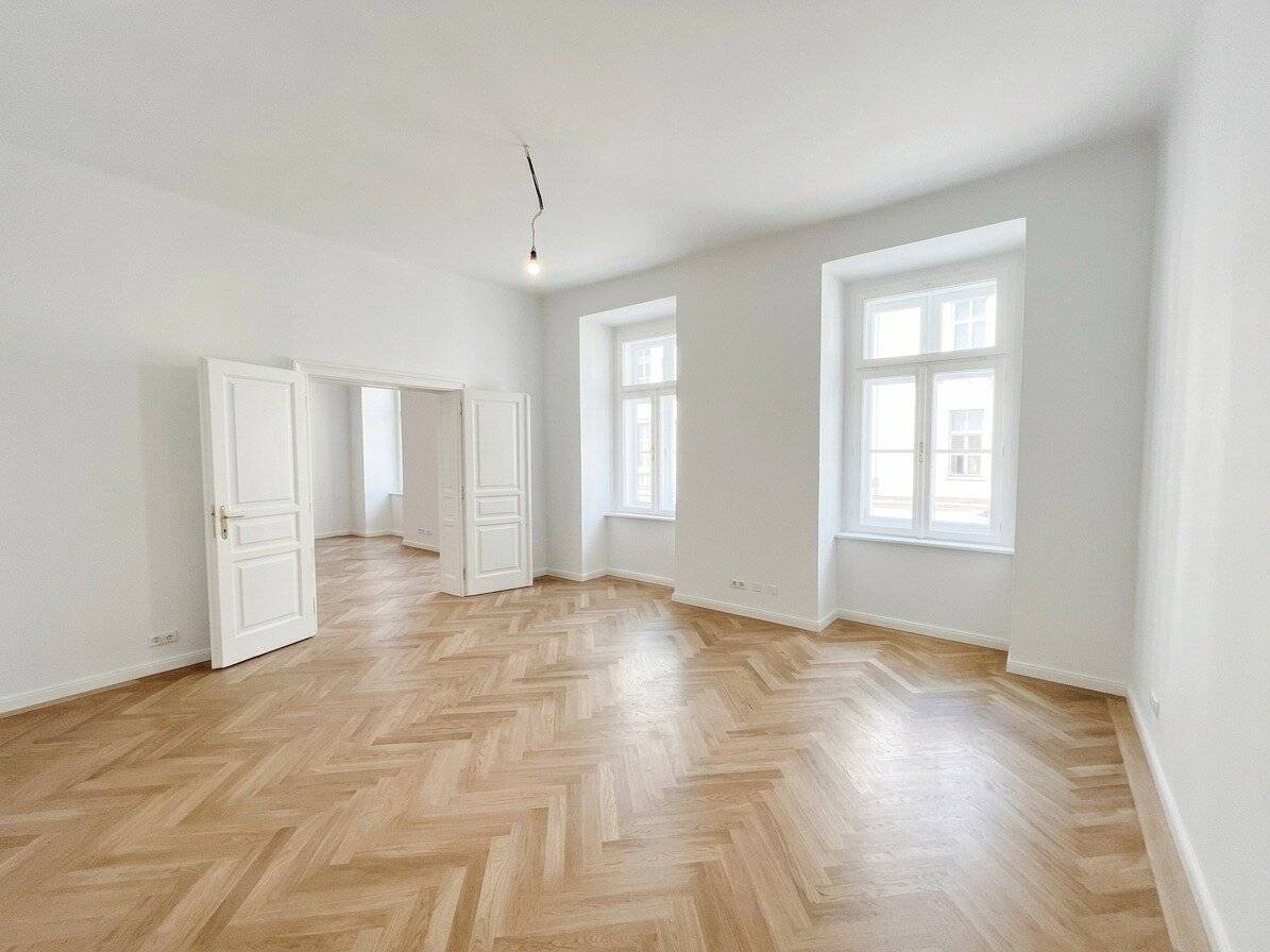 Denkmalgeschützte Wohnung mit Fußbodenheizung