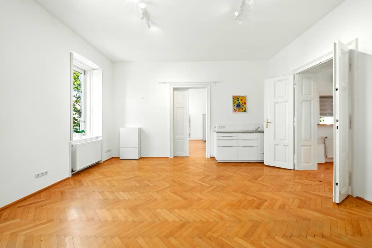 Altbaupraxis im Zentrum Hollabrunn mit Terrasse & hellen Räumen