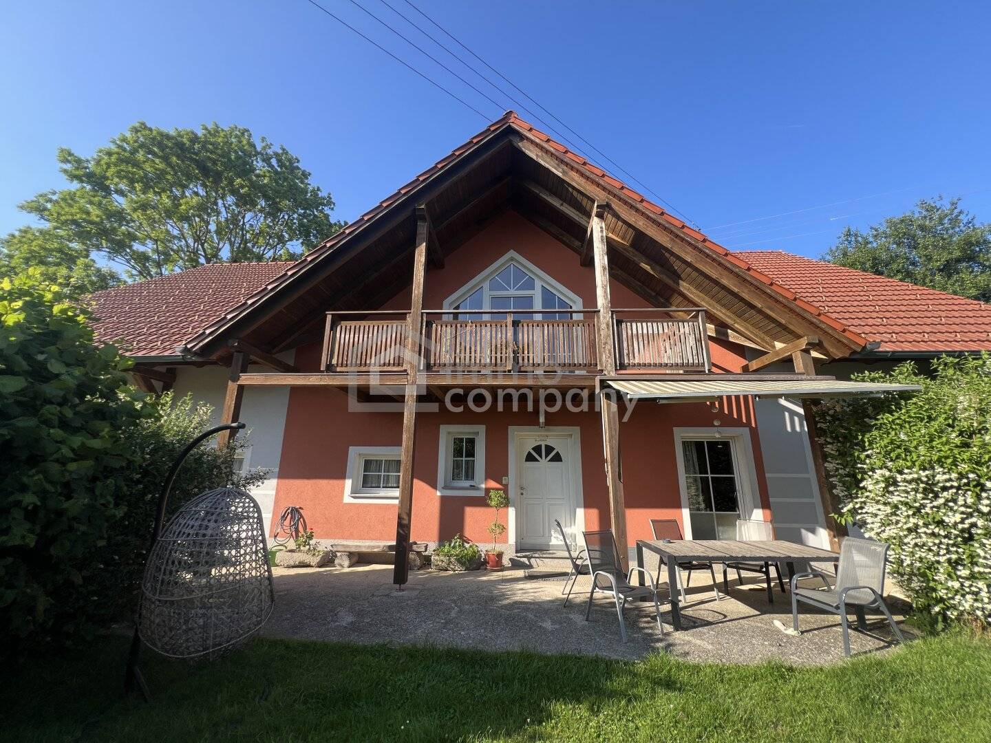 Einfamilienhaus mit 250qm Wohnfläche