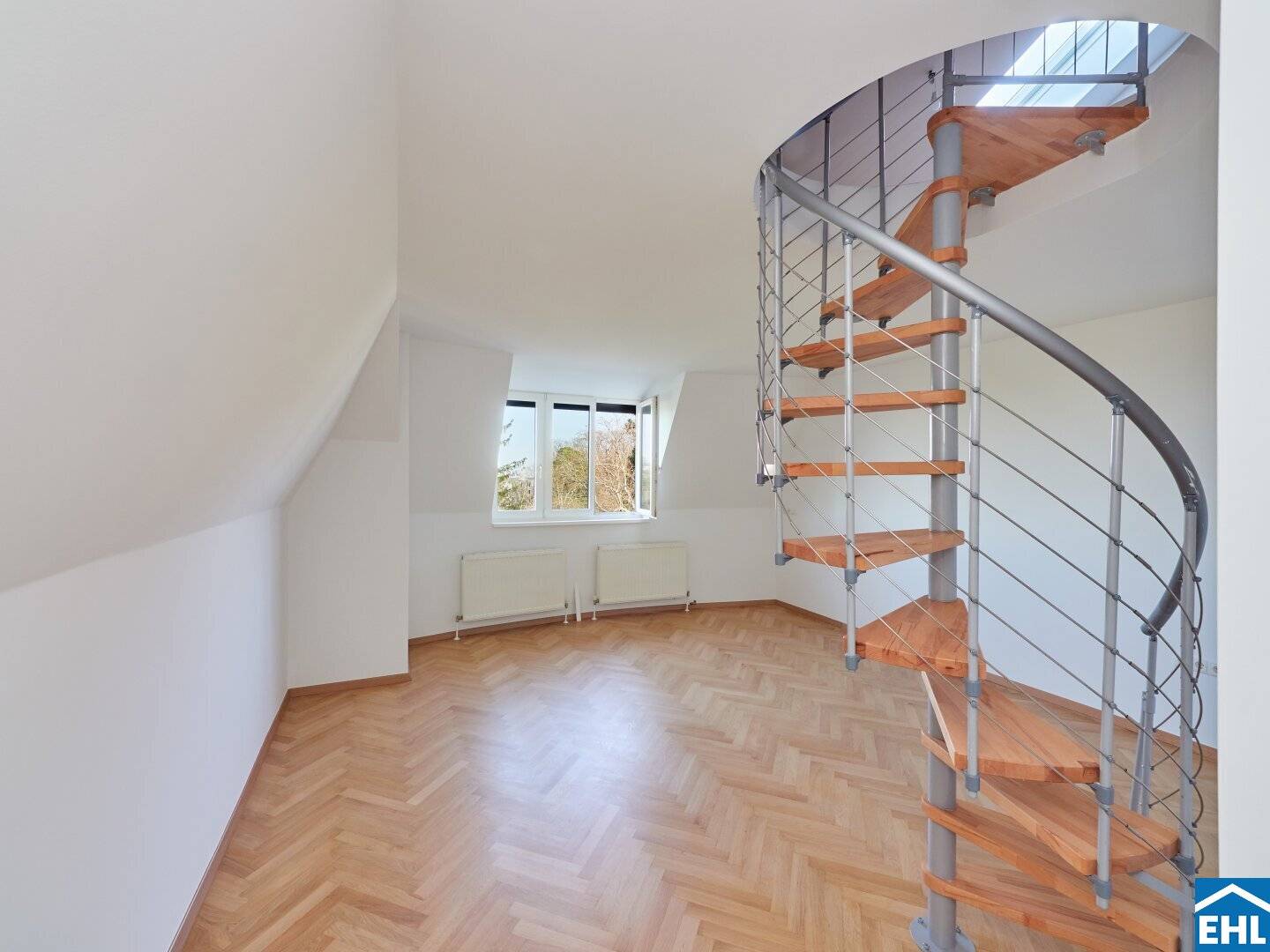 Dachgeschosswohnung mit Garten Lainzer Tiergarten