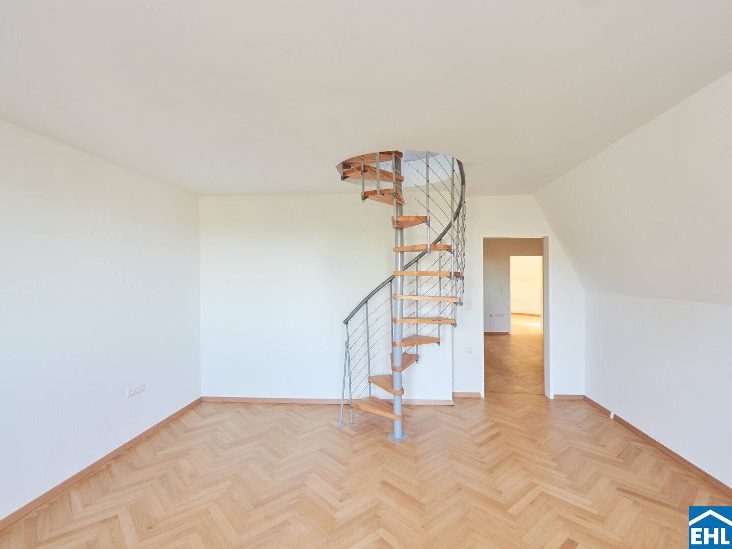 Dachgeschosswohnung mit Garten Lainzer Tiergarten