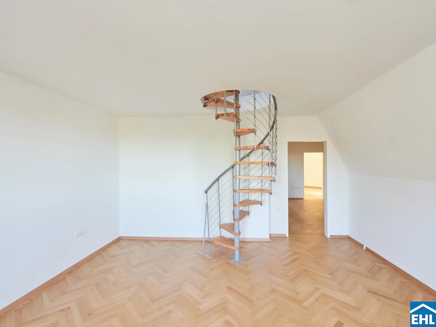 Attic apartment with garden Lainzer Tiergarten