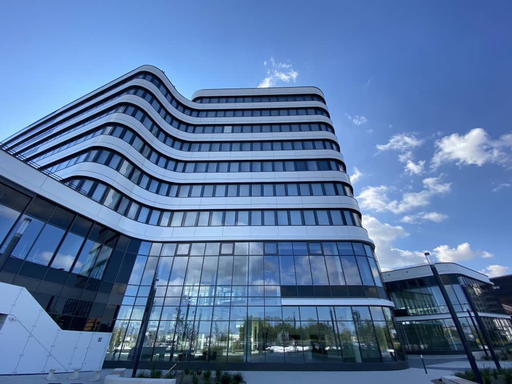 Apartment in Schwechat airport area with direct terminal connectionicaly? No this is wrong