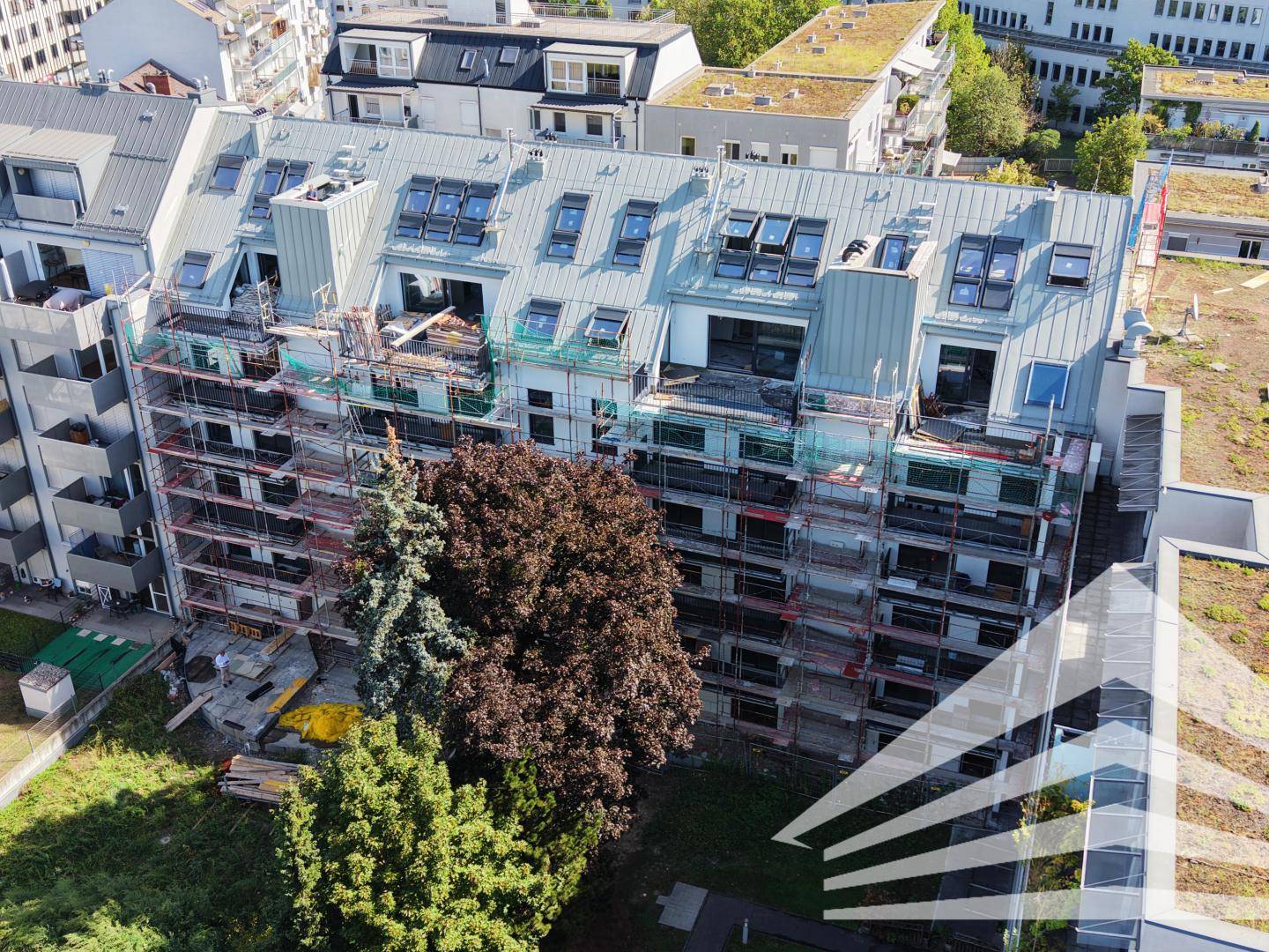 Wohnung mit großer Loggia Neubau nahe Bulgariplatz