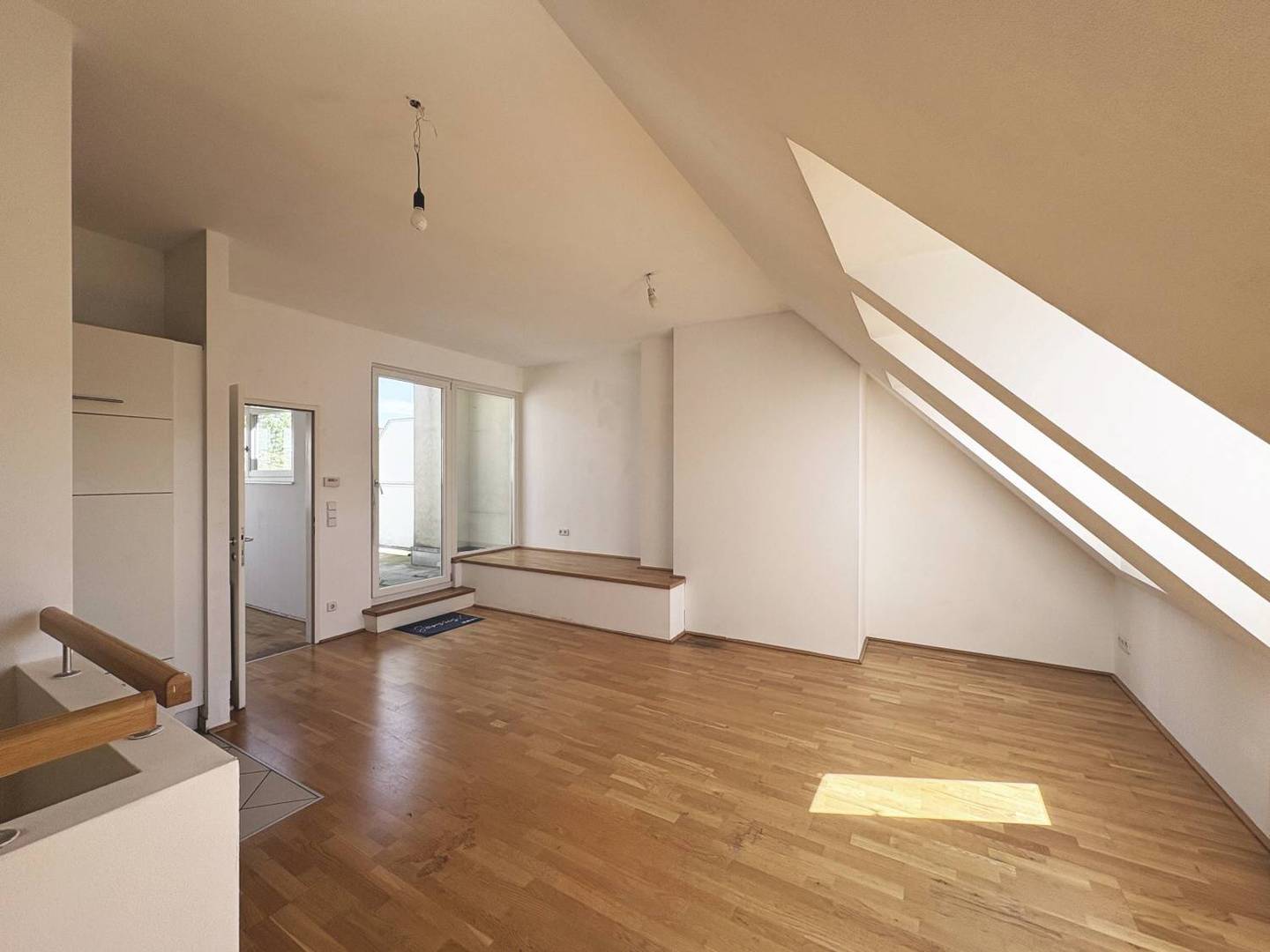 Dachgeschosswohnung mit Terrasse ruhiger Lage