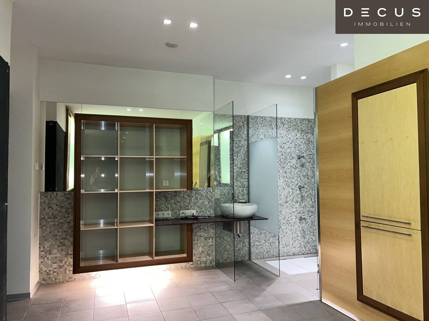 Nußdorfer Platz | Graduated Rent | Spaces over 2 Floors with Terrace