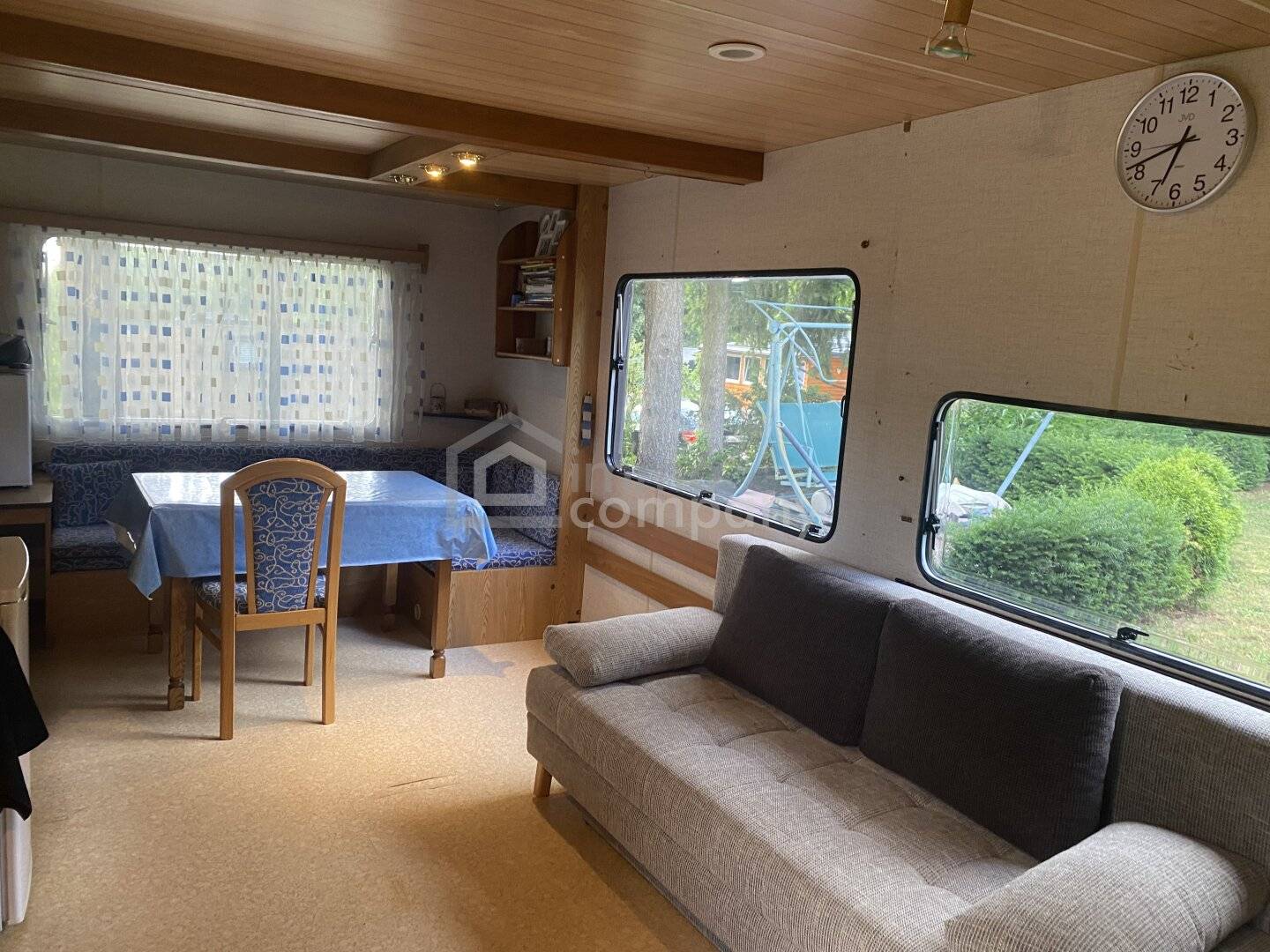 Ferienhaus auf Pachtgrund in Sieghartskirchen, 27 m², Loggia 10 m²