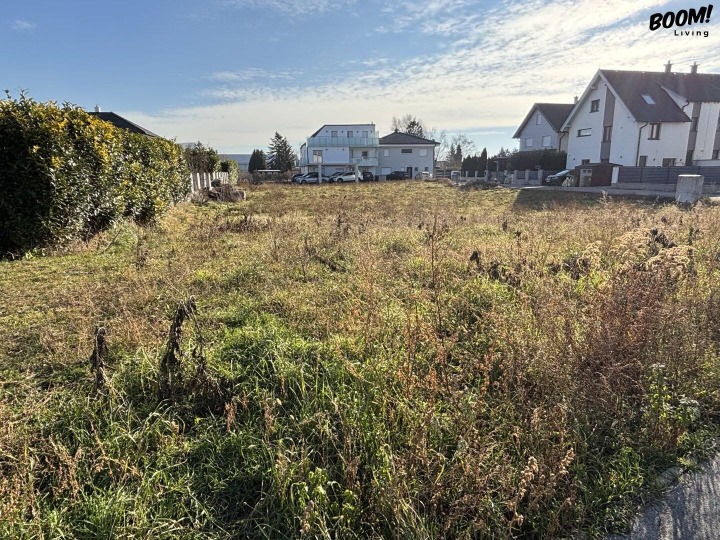 Baugrundstück mit vier Parzellen in ruhiger Lage