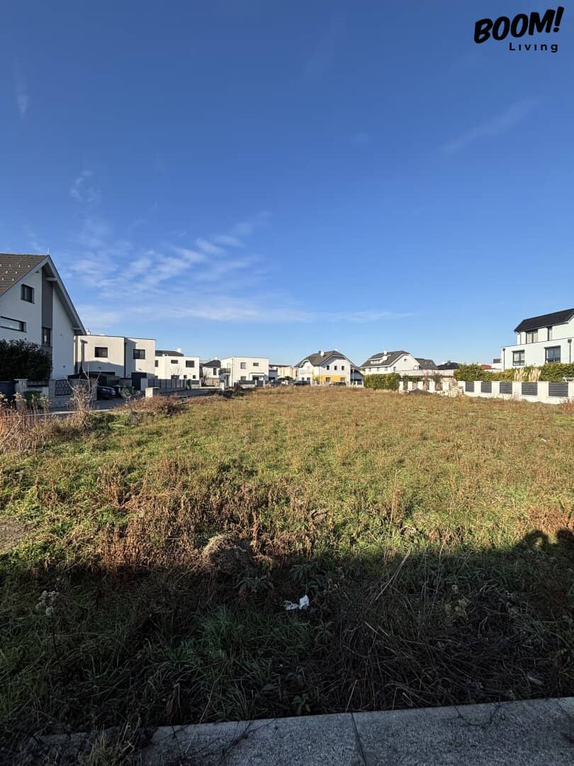 Baugrundstück mit vier Parzellen in ruhiger Lage