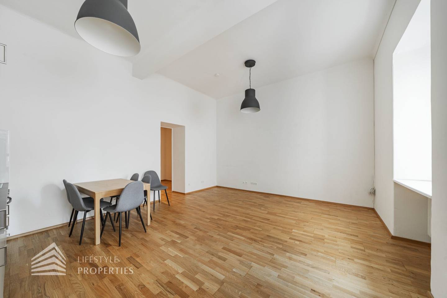 Freundliche 2-Zimmer Wohnung, Nähe Steiner Tor