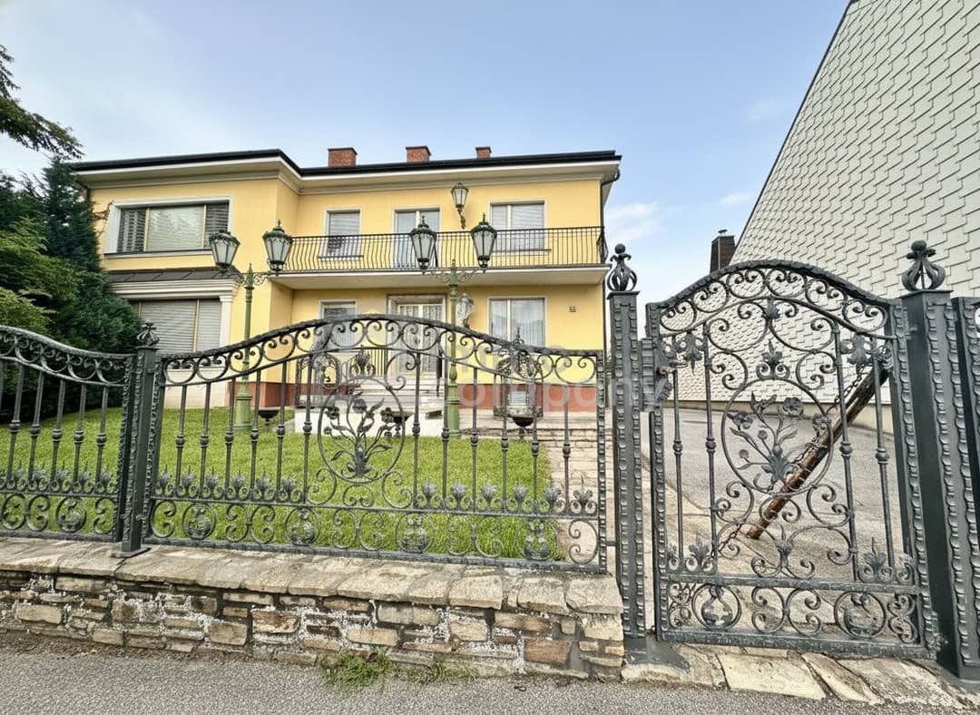 Einfamilienhaus in Lassee mit 9 Zimmern, Garten und großzügige Terrasse